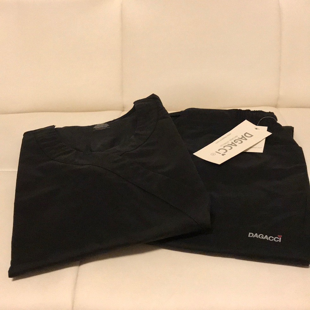 Dagacci Scrub Set (Small)